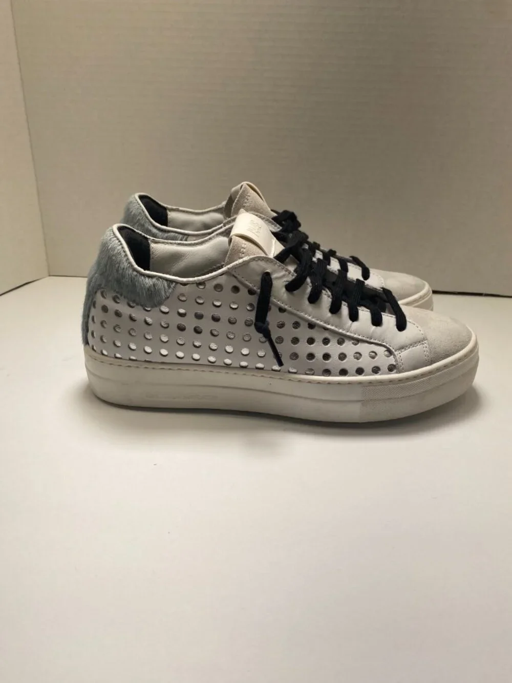 P448 John Fleece Trim Women's Leather Sneaker Sz 10.5 41